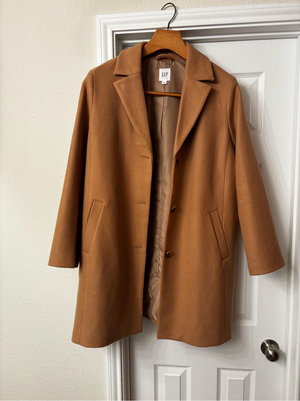 GAP Camel-Colored Single-Breasted Wool Coat